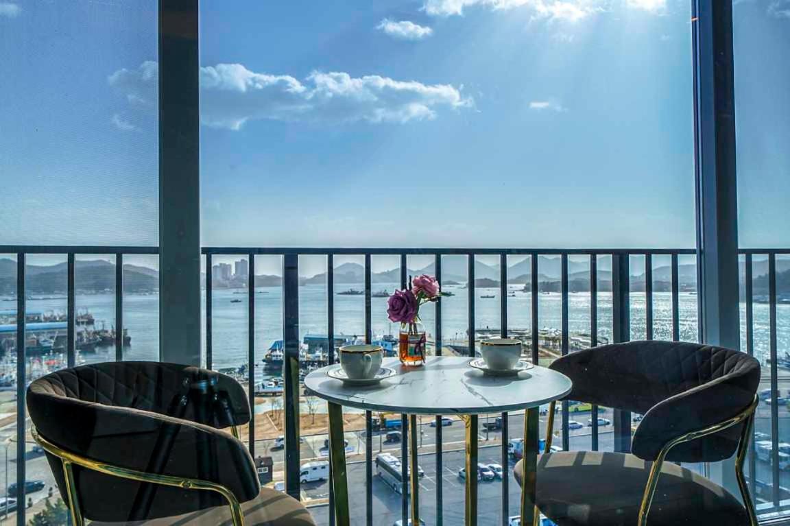 Hotel The One Йосу Экстерьер фото